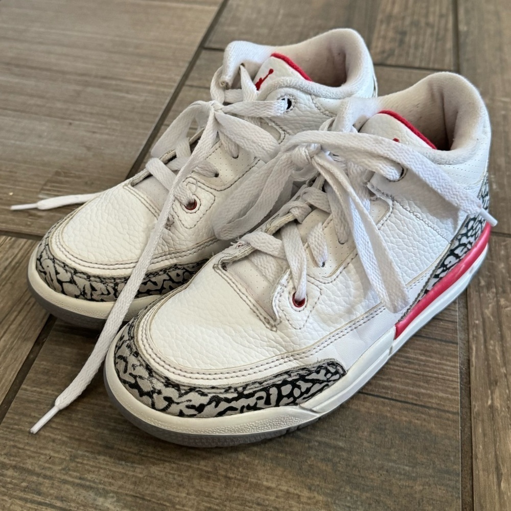 Air Jordan 3 Retro PS 'Cardinal Red' size 1.5Y - Picture 2 of 10